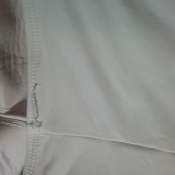 La Blanca One piece ruffle White Swimsuit - Picture 4 of 5